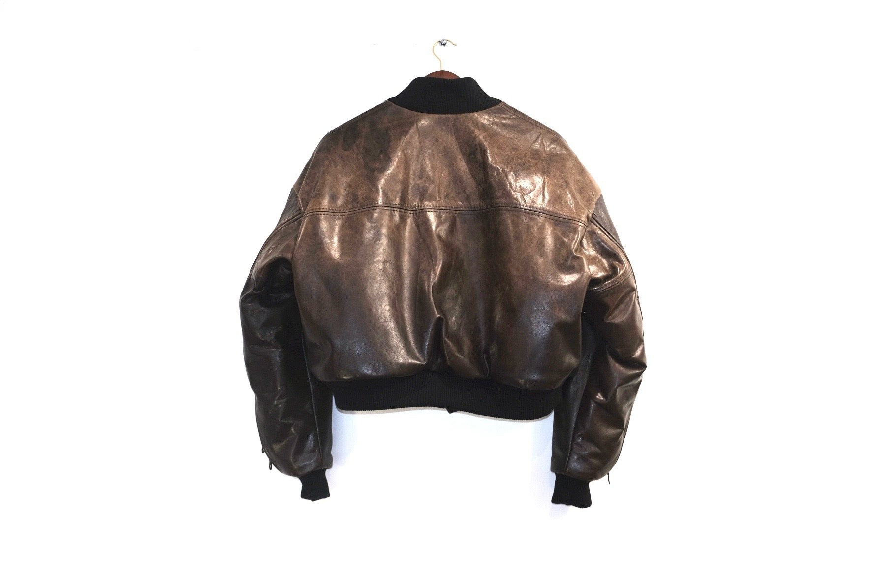 SKY HOUSE BOMBER